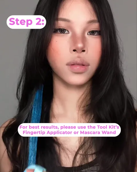 Apply velvyt with the Fingertip Applicator
