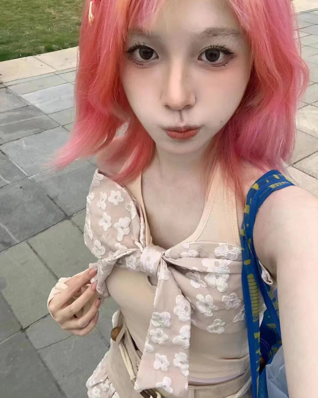 Scarlet Rush hair color