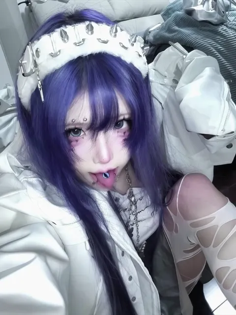 Blackberry hair color
