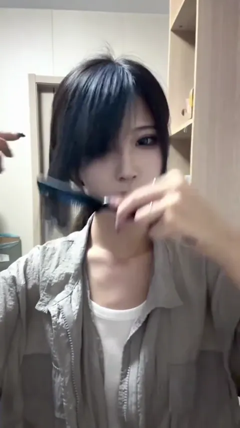 Sapphire hair color