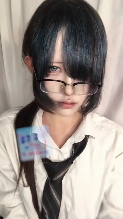 Sapphire hair color