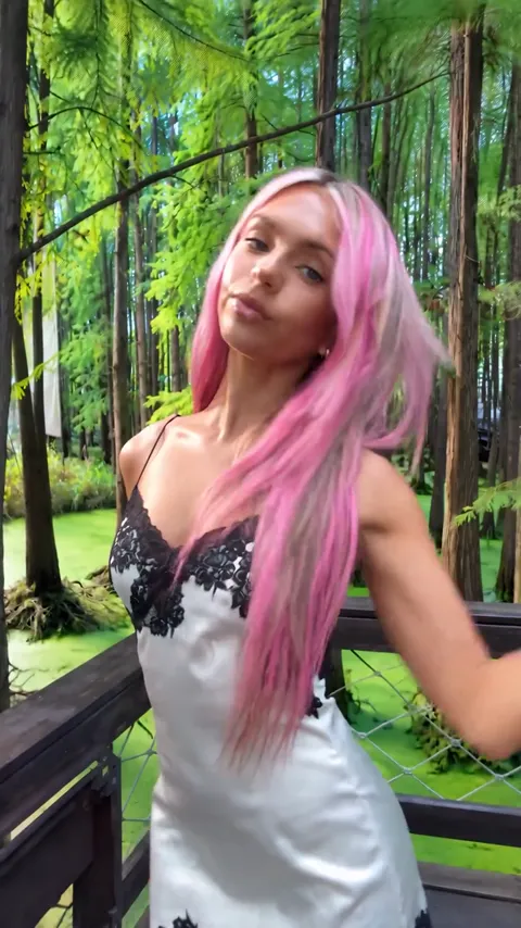 Dragonfruit hair color
